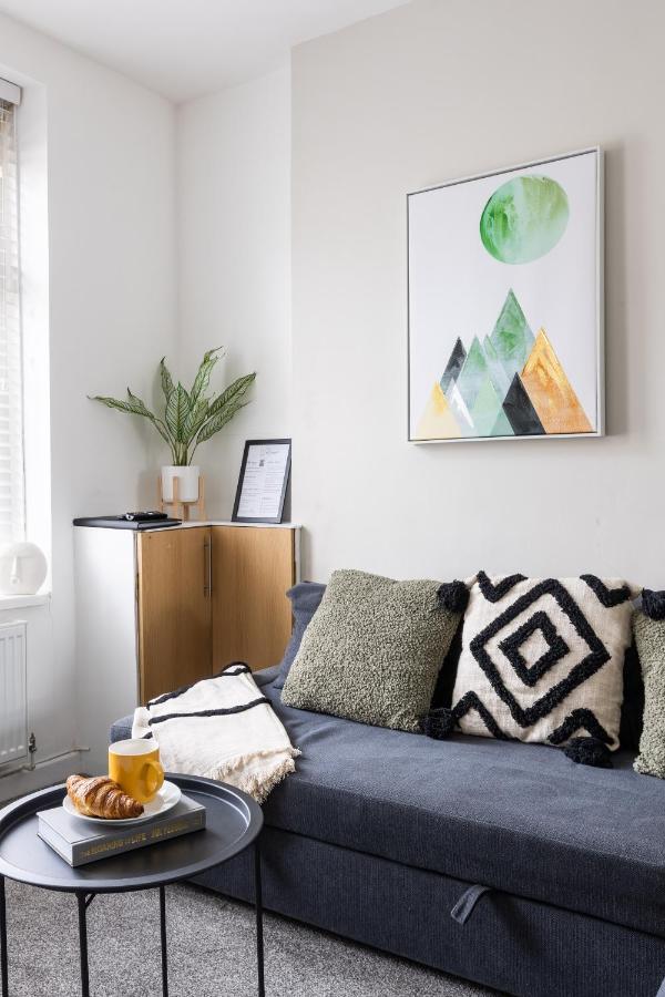 Levi Suite By Koya Homes - 3-Bedroom Home, Downtown Cardiff, Free Parking エクステリア 写真