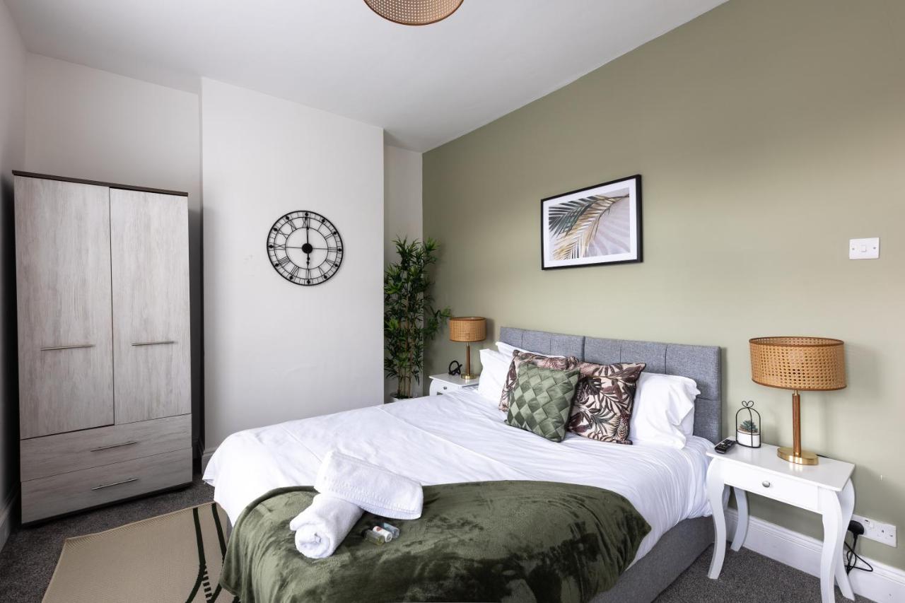 Levi Suite By Koya Homes - 3-Bedroom Home, Downtown Cardiff, Free Parking エクステリア 写真