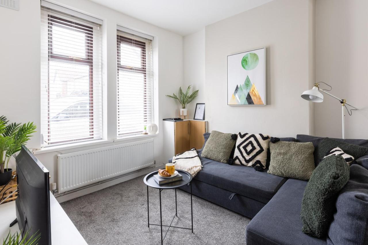 Levi Suite By Koya Homes - 3-Bedroom Home, Downtown Cardiff, Free Parking エクステリア 写真