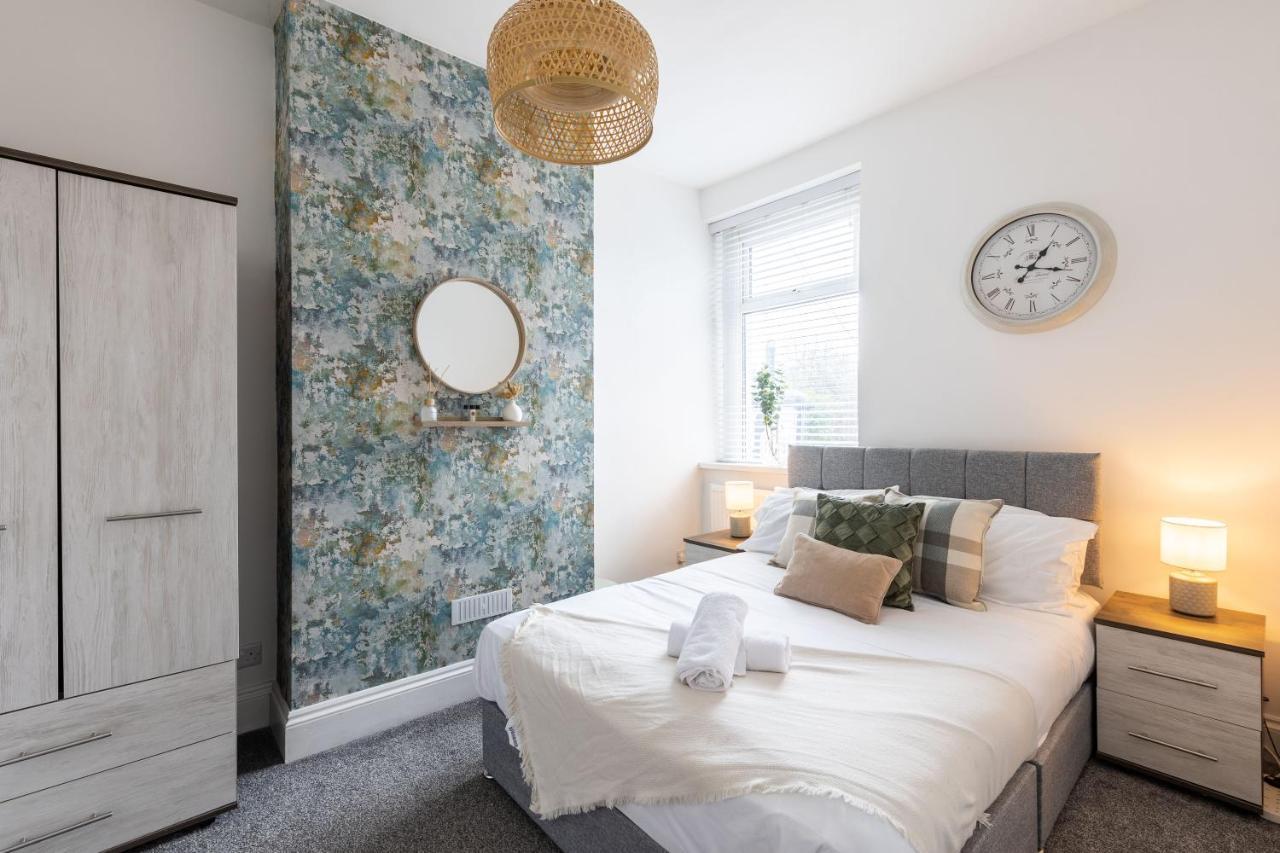 Levi Suite By Koya Homes - 3-Bedroom Home, Downtown Cardiff, Free Parking エクステリア 写真